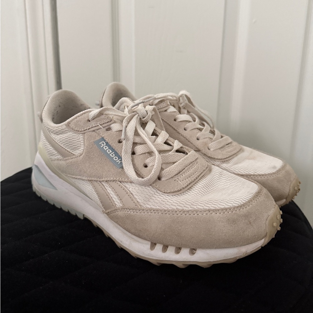 Reebok Cream Beige Suede Mesh Retro Sneakers